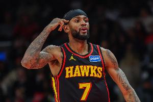 外線開火！亞歷山大·沃克連中2記三分獨得8分 老鷹反超活塞