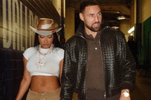 之前AI不雅視頻瘋傳！美媒：克萊女友贏得誹謗訴訟 獲賠7.5萬美元