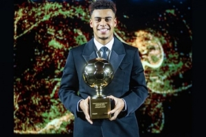 姆巴佩社媒祝賀杜埃獲得金童獎：實至名歸，早日康復(fù)！