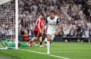 郵報(bào)：布倫南·約翰遜為慈善機(jī)構(gòu)捐贈(zèng)1000鎊 支持諾丁漢的流浪者