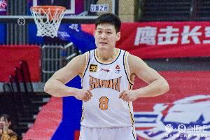 百步穿楊！張寧半場(chǎng)13分鐘7投5中拿到16分2斷 三分4中3