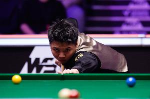 周躍龍談?chuàng)魯』鸺何疑牡囊淮沃卮髣倮?，賽前我已?jīng)退訂了住宿