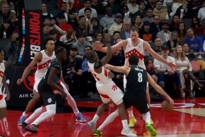 阿夫迪亞行進(jìn)間推翻謝德被吹進(jìn)攻犯規(guī) 開拓者再次挑戰(zhàn)但失敗