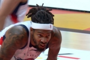 新外援好用！珀塞爾10中7高效拿下21分8板2助3斷