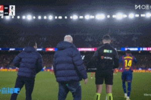 進(jìn)球功臣！巴薩換下萊萬、奧爾莫，換上拉什福德、費(fèi)蘭