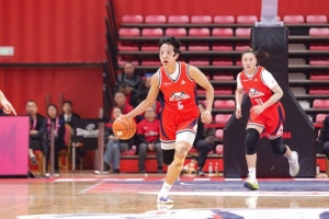 盤點(diǎn)國(guó)青女籃球員聯(lián)賽首秀：冉珂嘉表現(xiàn)搶眼 王櫻霓成唯一先發(fā)