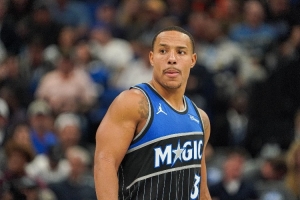 貝恩：這賽季剛開始對灰熊還有些生氣 但我對前隊友有很多愛