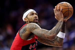 絕妙配合！猛龍各種走位 謝德弧頂仙人指路送溜底線鶯歌扣空籃