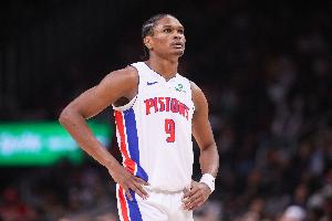 挺全面！奧薩爾·湯普森7中3得10分6板5助2斷 罰球6中4