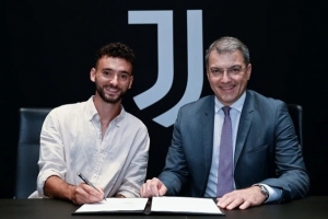 記者：若昂·馬里奧已經(jīng)向尤文申請離隊，他期望得到更多出場機(jī)會