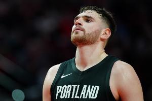 效率低但籃板還是猛！克林根8中2拿到5分13板2助1帽