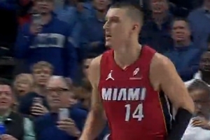 下馬威！弗拉格轉身掉球&希羅搶斷反擊上籃 熱火8-0開局！