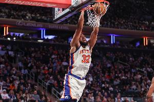 徹底花了！唐斯搶斷反擊上籃得分 尼克斯一波7-0分差20+