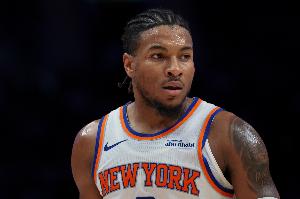 想起了誰？188麥克布萊德籃下正面帽掉中鋒迪亞巴特