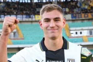 意媒：米蘭將在冬季引進新前鋒，看上菲爾克魯格和佩萊格里諾