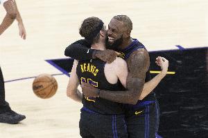 隊安！東契奇本賽季缺陣五場比賽 這五場湖人戰(zhàn)績4勝1負(fù)