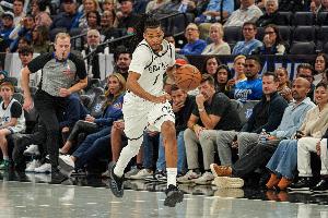 外線不準(zhǔn)！扎威替補(bǔ)28分鐘&14中7拿到23分 但三分10中3