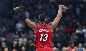 彈無虛發(fā)！阿德巴約首節(jié)3投全中 拿到7分4籃板1蓋帽