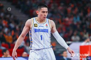 陳盈駿回歸改善了北京的進(jìn)攻組織問(wèn)題 記不清這是翟曉川第幾春了