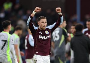 大場(chǎng)面先生，卡什成為本賽季英超首位對(duì)陣曼城、阿森納都破門(mén)球員