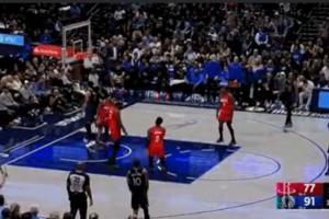 全民皆兵！馬紹爾弧頂壓哨三分轟進 獨行俠單節(jié)37-20凈勝火箭17分