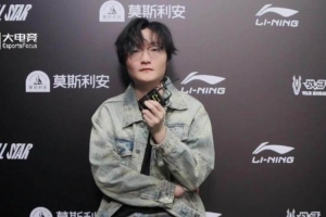 Tian：打職業(yè)是不可能一直休息 這個(gè)心忍耐不住的 大家等待就好了