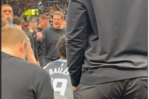 爵士被雷霆打10-1后哈迪訓(xùn)話(huà)&多次用F開(kāi)頭臟話(huà) 訓(xùn)完后輸更多了...