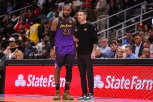 雷迪克：詹姆斯是球隊的串聯(lián)紐帶 那些第二波戰(zhàn)術(shù)的處理太關(guān)鍵了