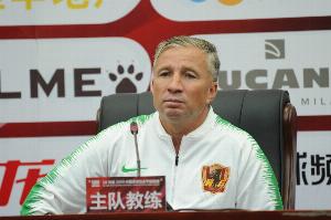 太陽報(bào)：前江蘇、貴州主帥佩特萊斯庫因病暴瘦30公斤，面目全非