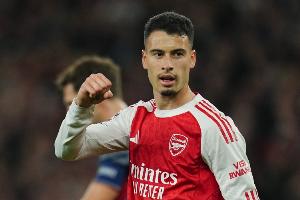 馬丁內(nèi)利：熱蘇斯是世界最佳前鋒之一，他的回歸能給球隊很多幫助