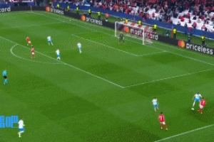 難道連勝要來了？本菲卡再入一球，暫2-0領(lǐng)先那不勒斯