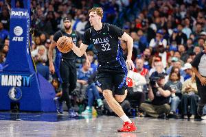 好起來(lái)了？開(kāi)拓者慘敗鵜鶘 助獨(dú)行俠北伐悄悄摸進(jìn)西部前十